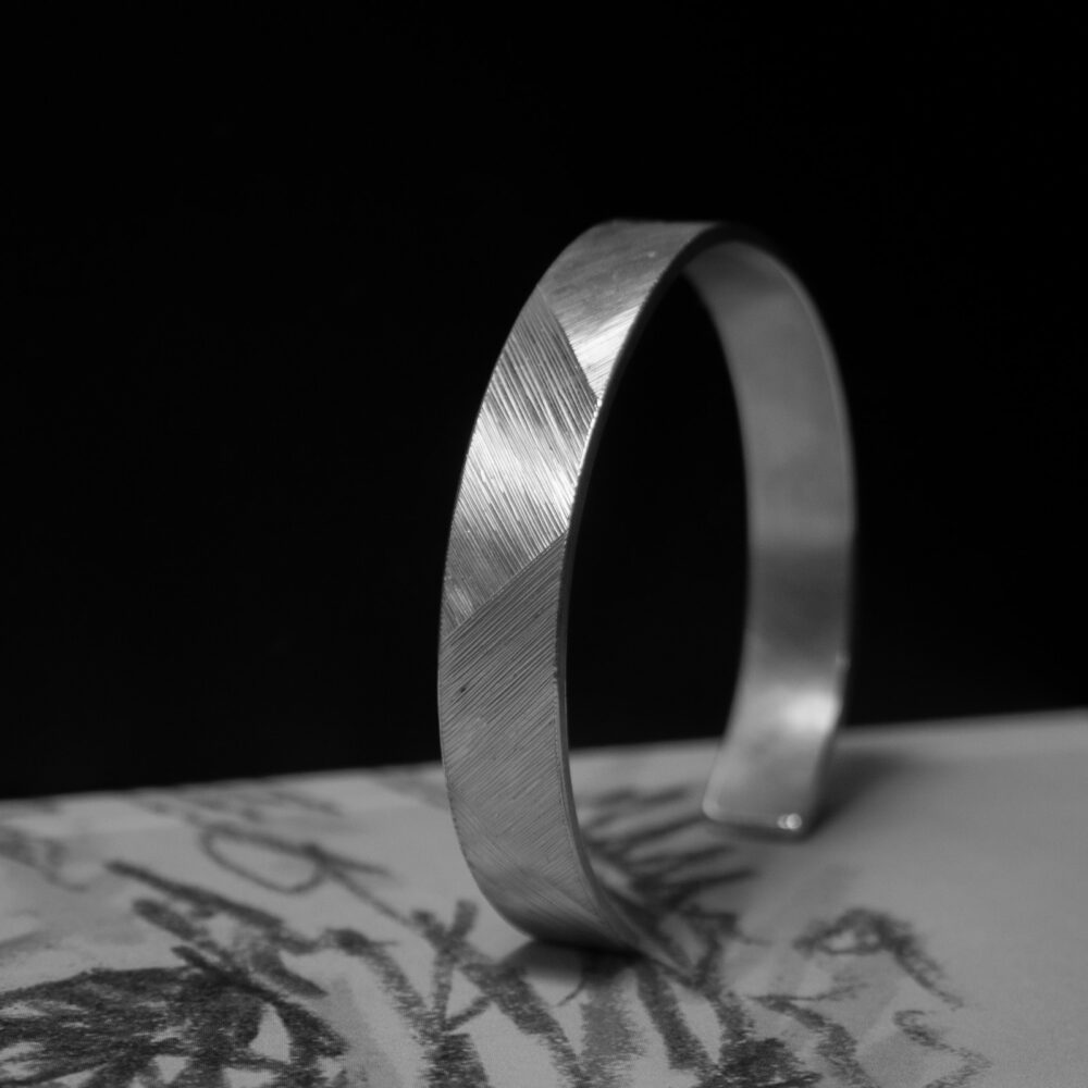 Hikari Bangle