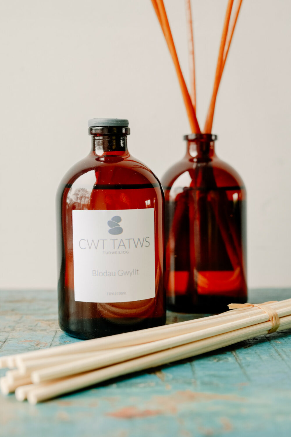 Tryledwr Cwt Tatws | Blodau Gwyllt