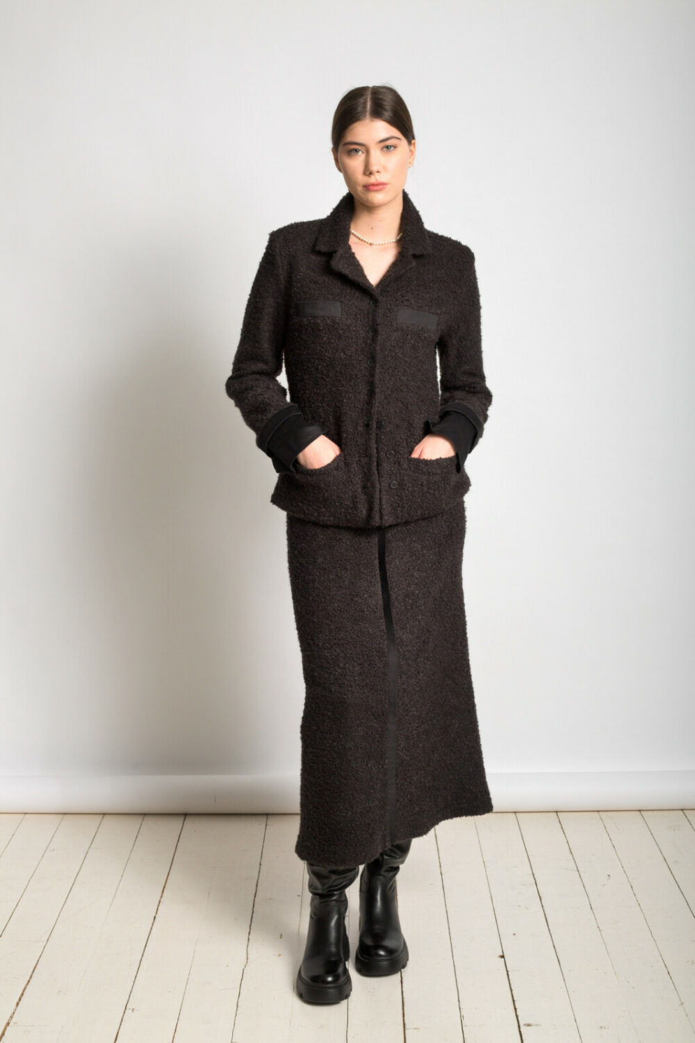 Les filles d’ailleurs Black Boucle Skirt - Image 2