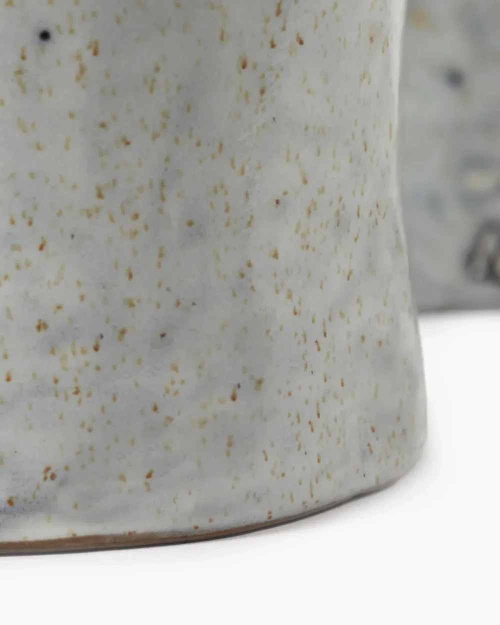 White Héléna Vase – No4 - Image 2