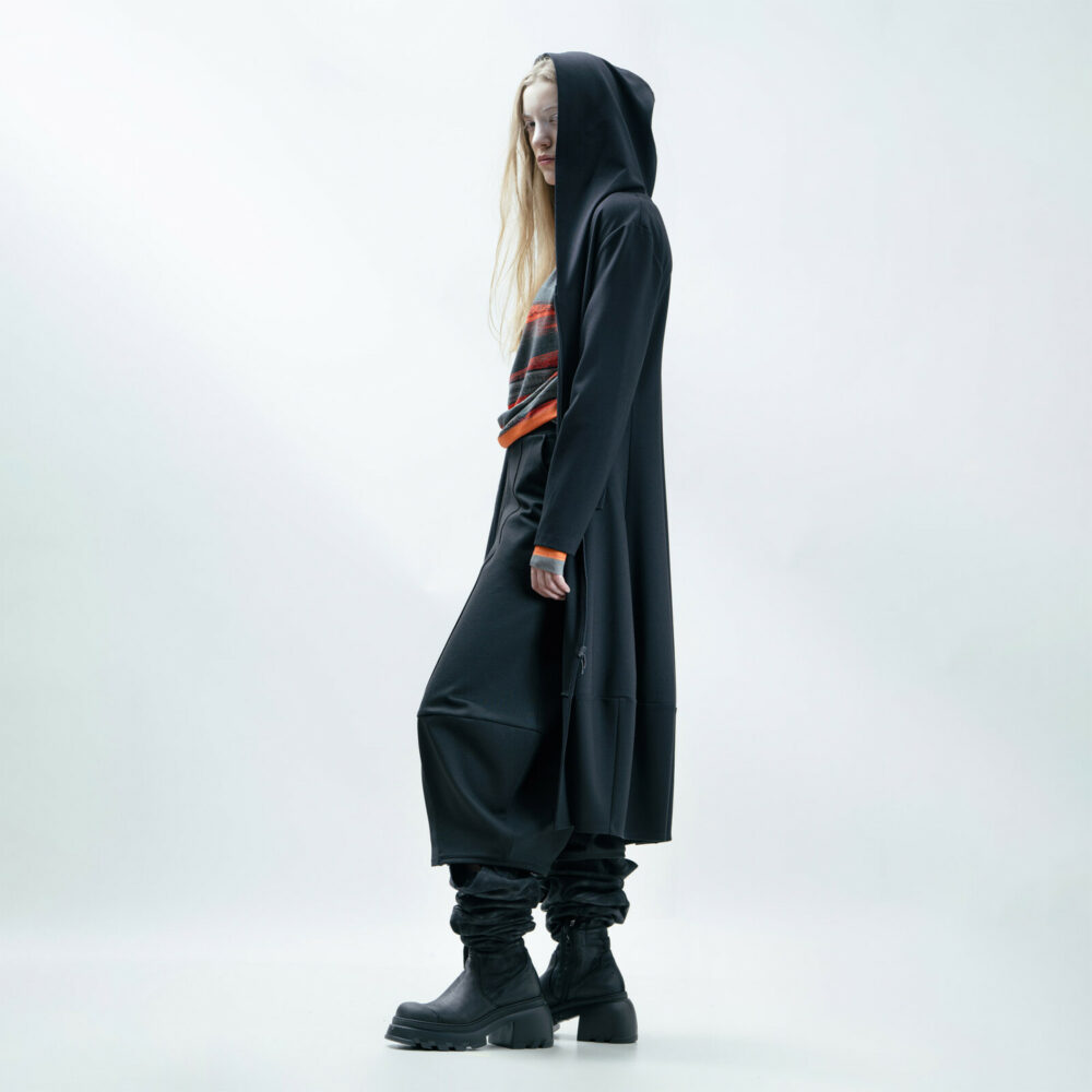 Xenia Design Black Trousers - Image 4