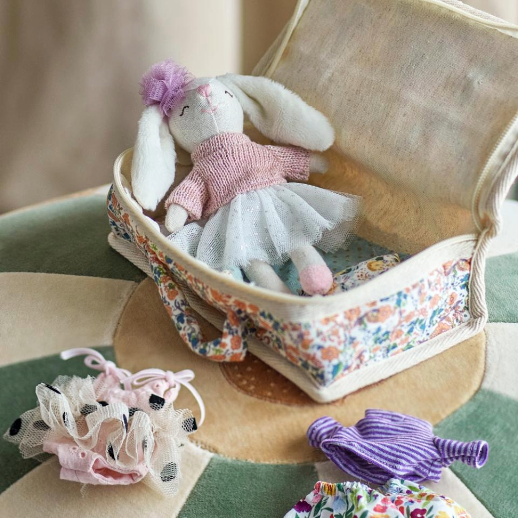 Little Bwni - Image 2