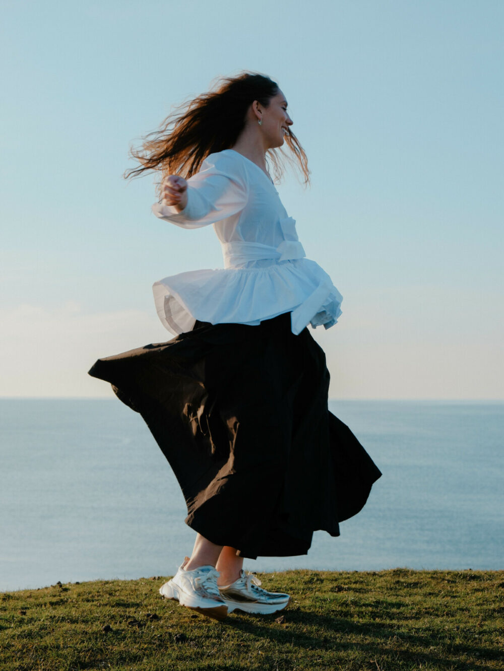 Les Filles d’Ailleurs Black Skirt - Image 3