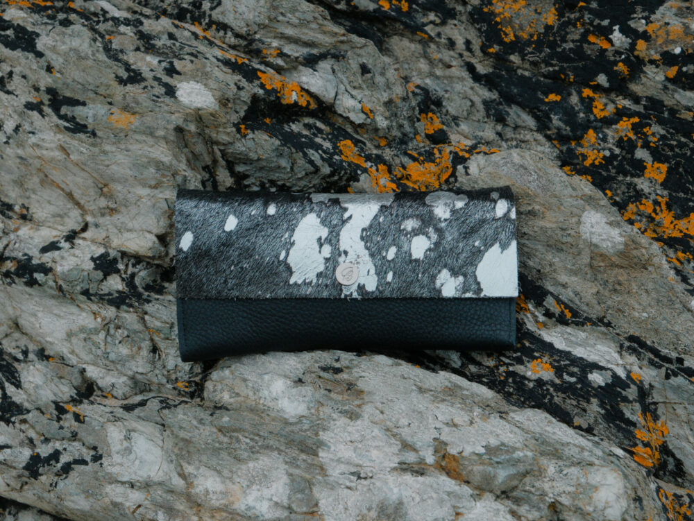 Pwrs Lledr | Marmor Du