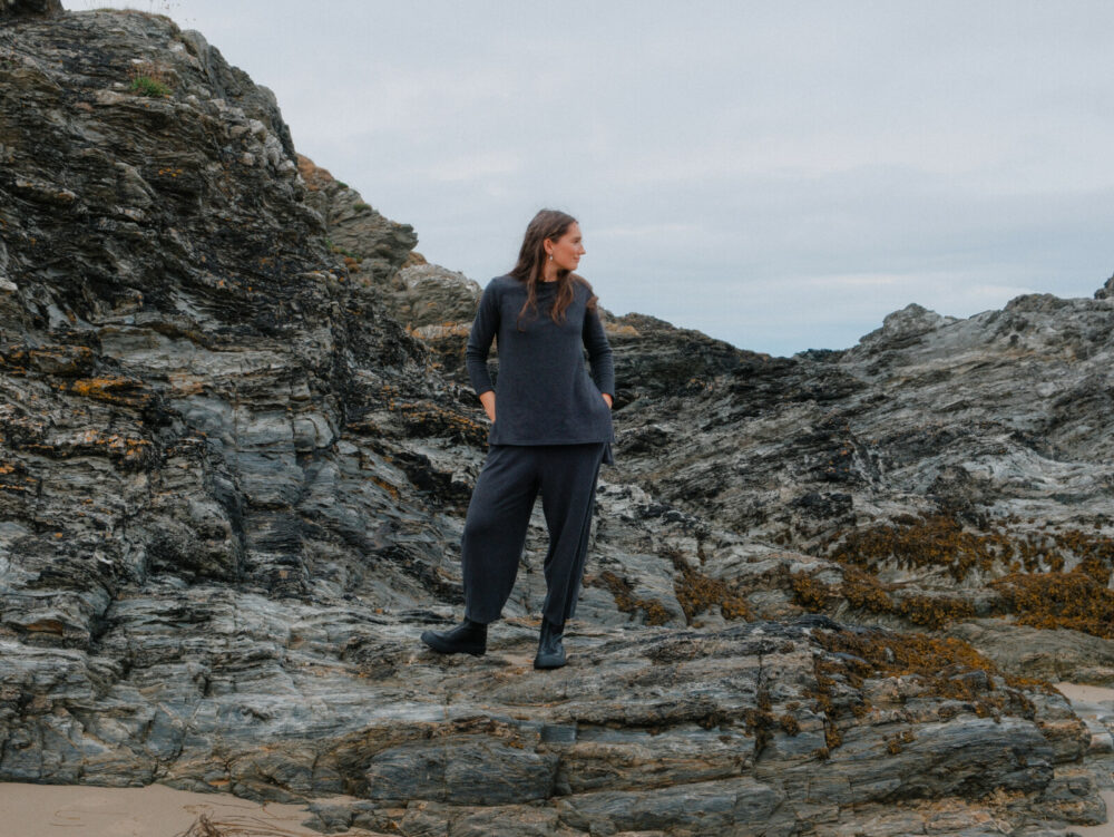 Neirami Pleated Trousers | Grey