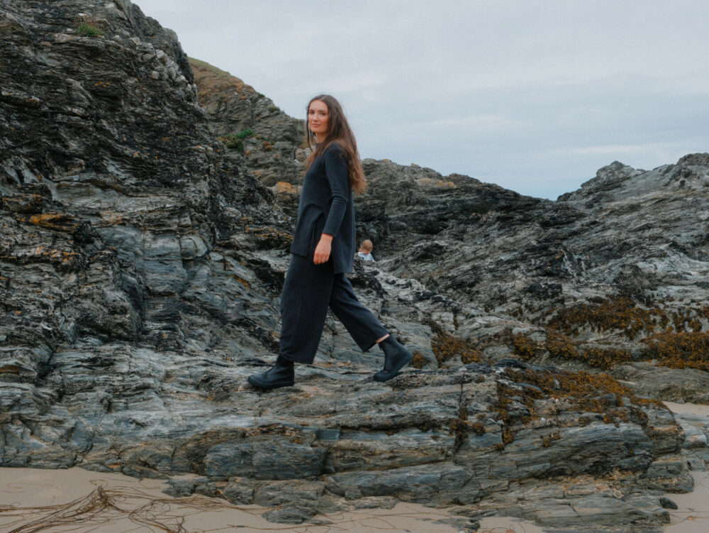 Neirami Pleated Trousers | Grey - Image 2