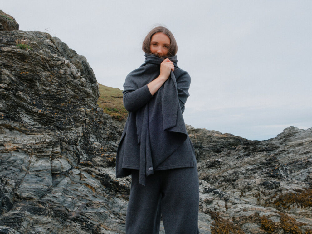 Neirami Pleated Trousers | Grey - Image 3